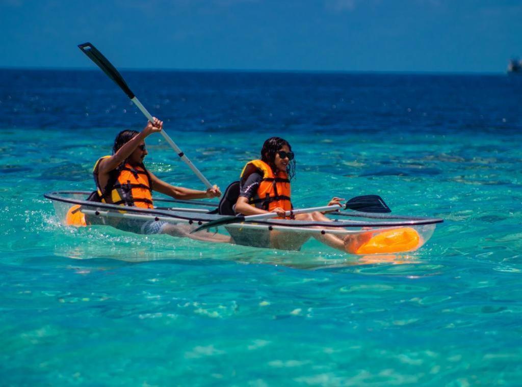 Ihaven Thulusdhoo Hotel Exterior photo